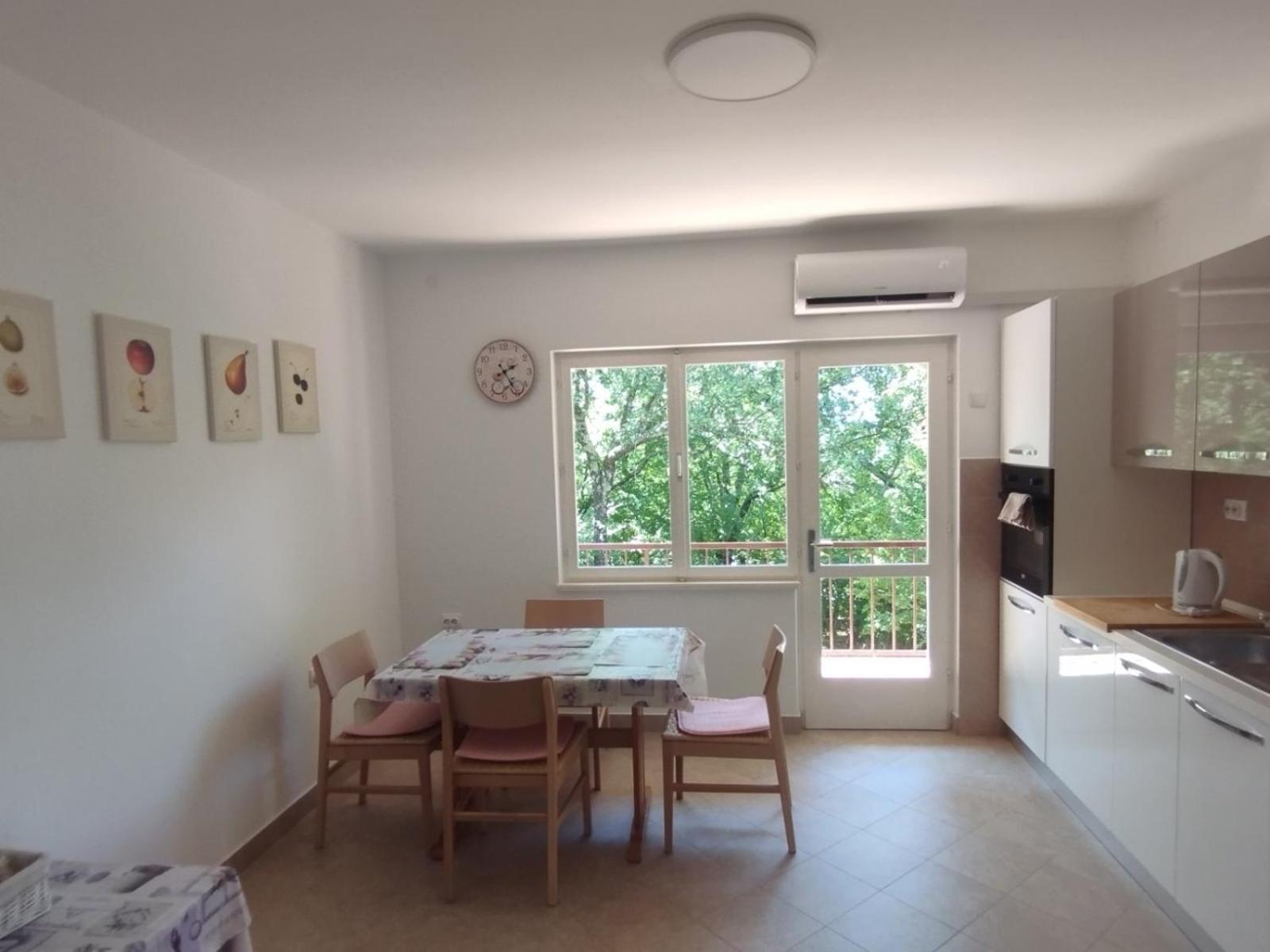 Apartman Kora Njivice Exteriör bild